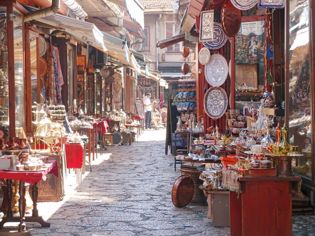 Souvenirs-in-sarajevo-bosnia-and-herzegovina الشارشي سراييفو