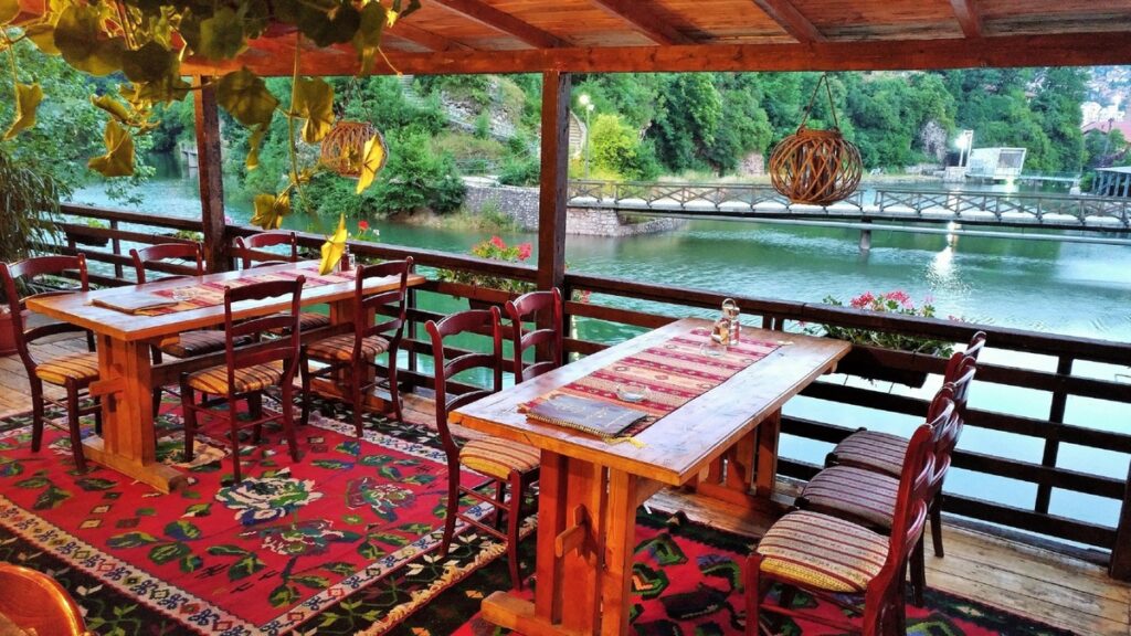 sarajevo-restaurants-2-scaled