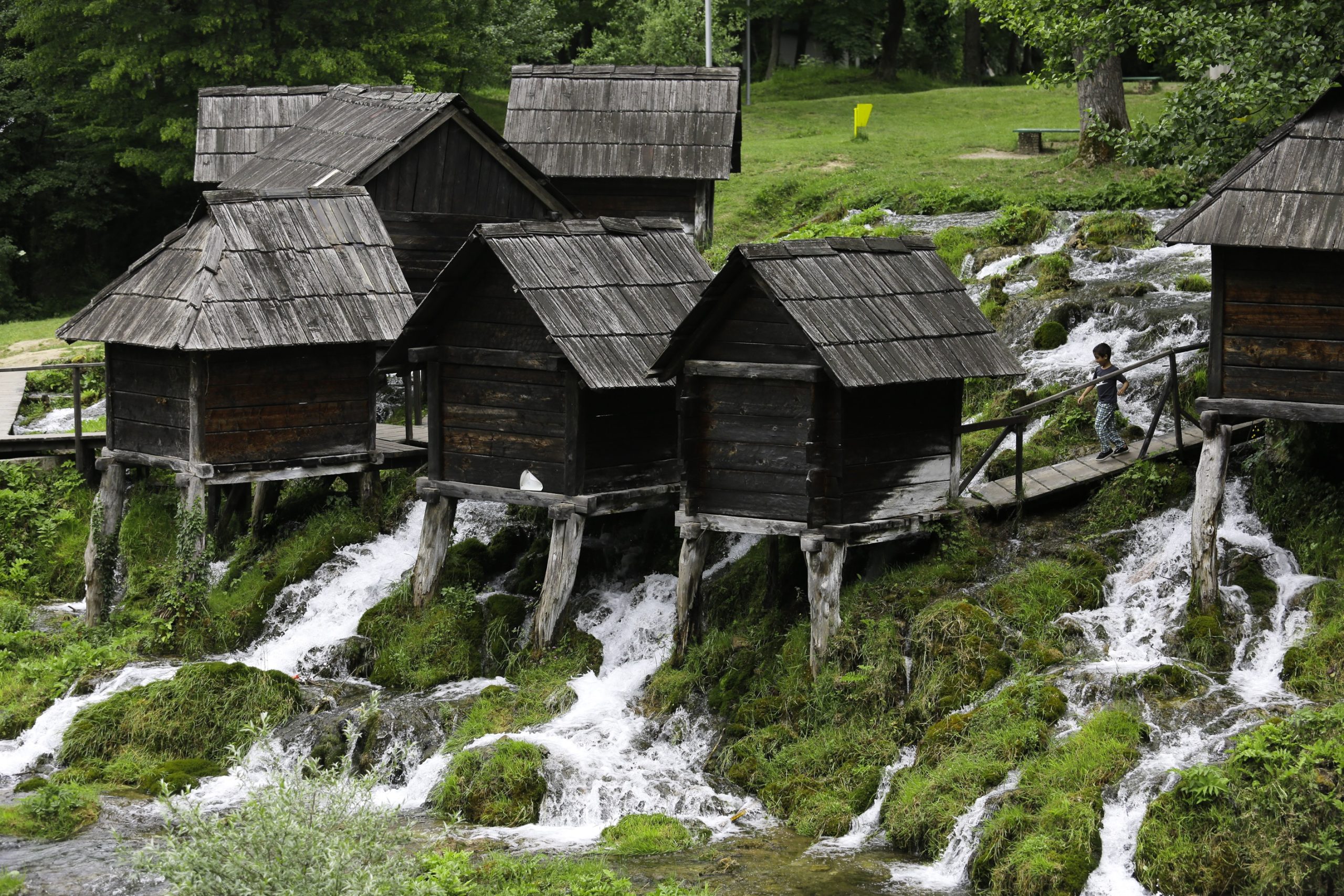 jajce Mlinčići الطواحين المائية أفضل برامج سياحية الى البوسنة بكج سياحي البوسنة 10 ايام