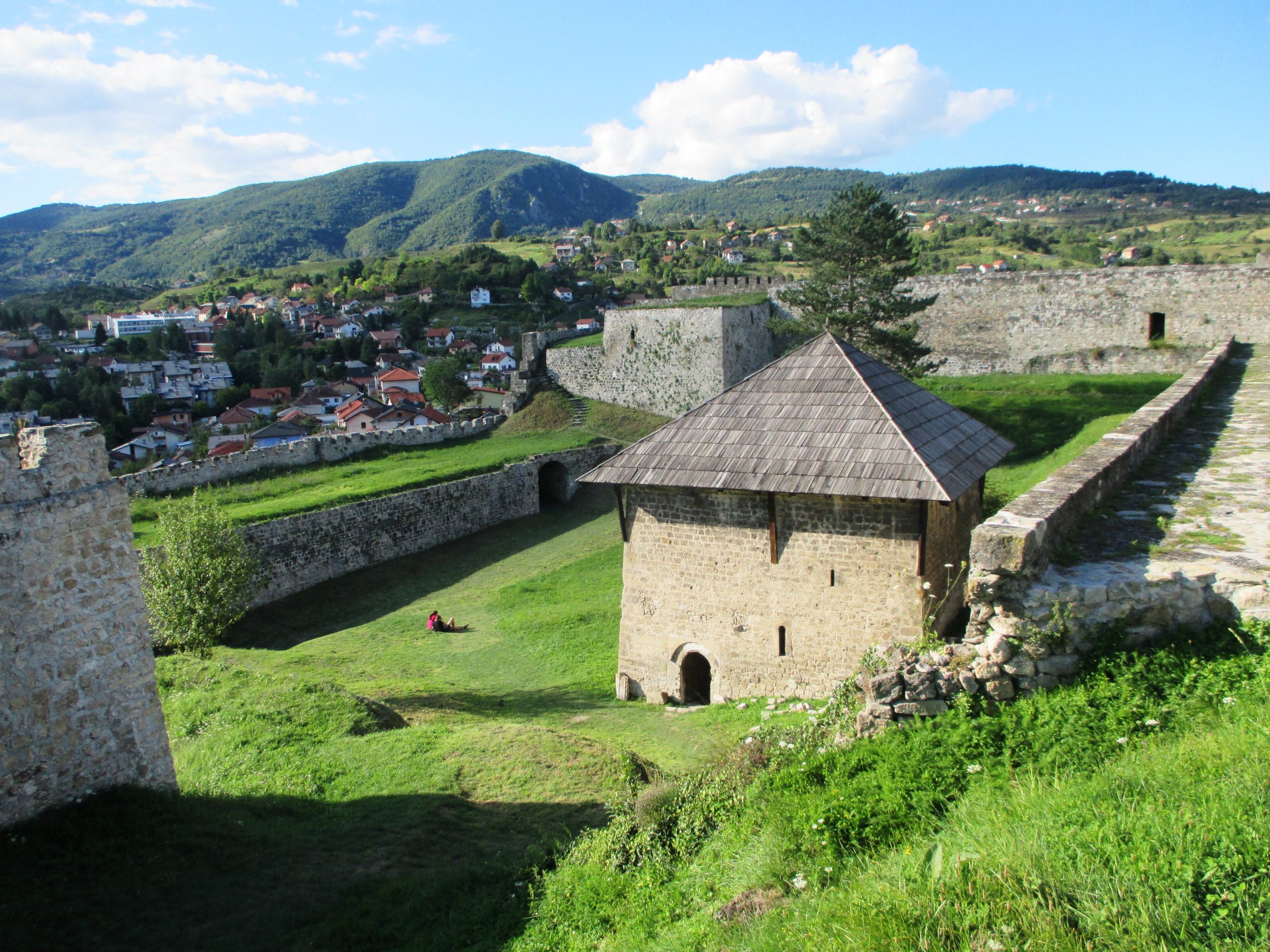 افضل الأماكن السياحية في مدينة يايتسا - قلعة يايتسا